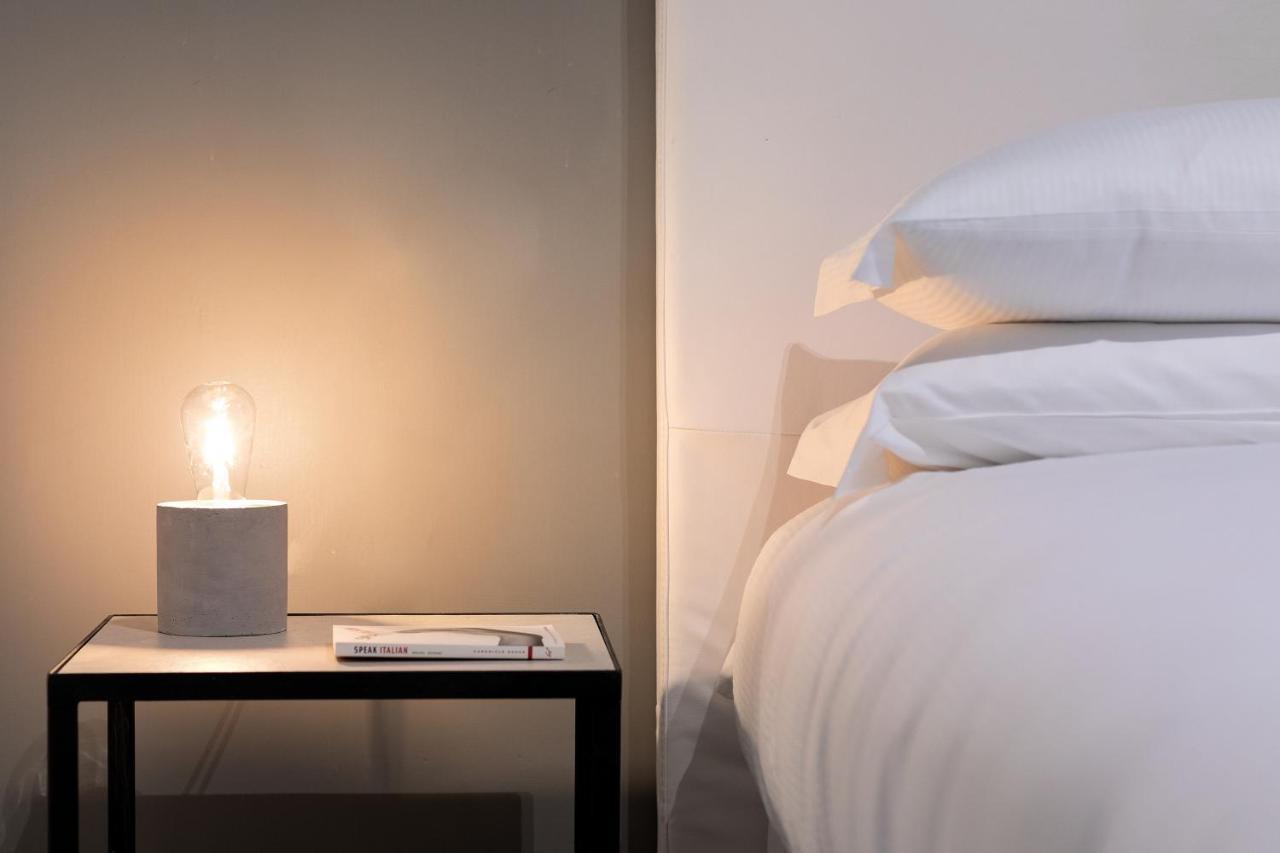 N - Space Modern Guestrooms — Photos 3